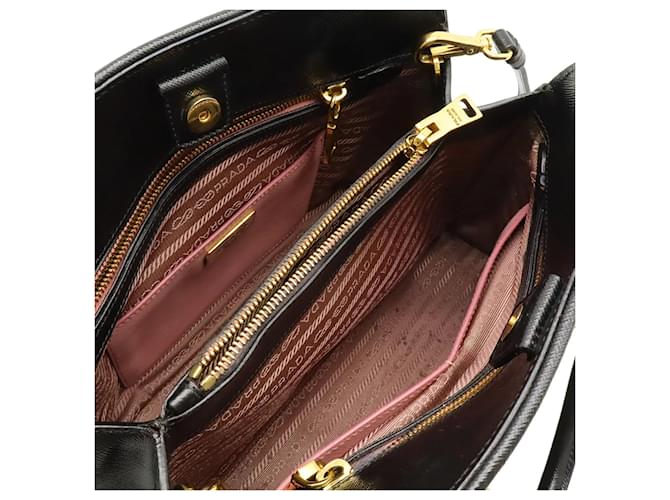 Borsa a mano Prada Saffiano nera Nero - vista 6
