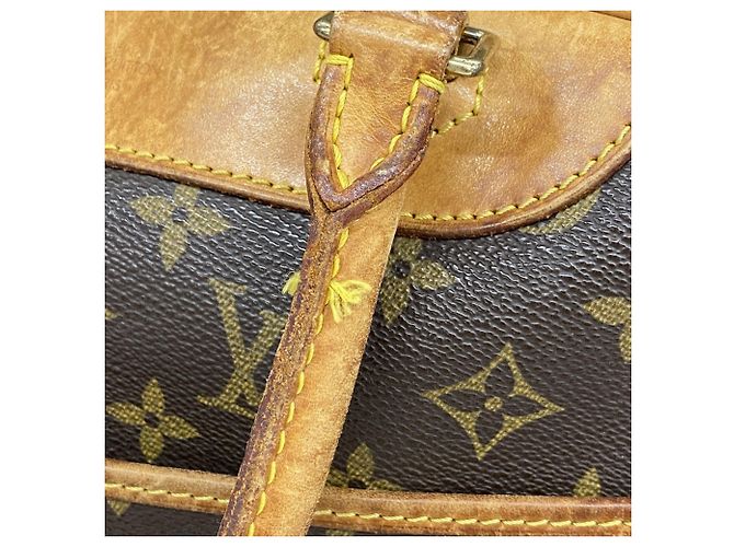 Borsa Deauville Monogram Louis Vuitton Marrone - vista 9