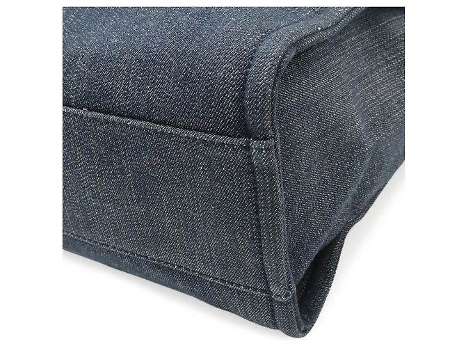 Borsa Tote MM Deauville di Chanel Blu navy - vista 4
