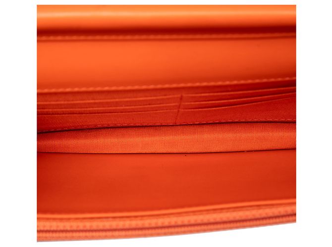 Wallet On Chain Chanel Orange CC Geldbörse aus Lackcaviar mit Kette Rot - Ansicht 4