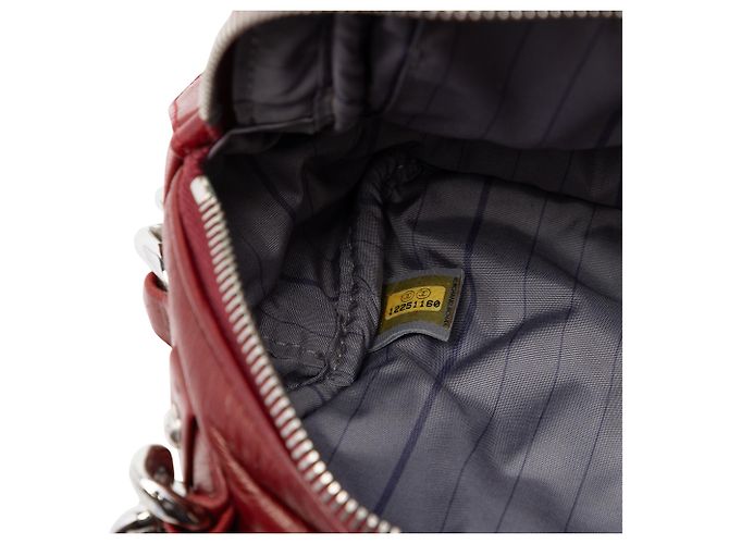 Camera Borsa a tracolla in pelle di agnello trapuntata rossa CC di Chanel Rosso Bordò - vista 6