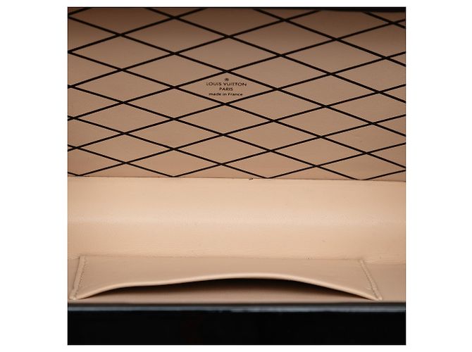 Louis Vuitton Petite Malle in Vernis Monogram Beige con Stickers - vista 4