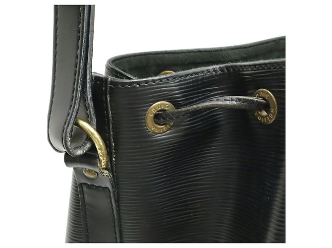 Noe Borsa a Spalla Petit Noé Epi Louis Vuitton Nero - vista 7
