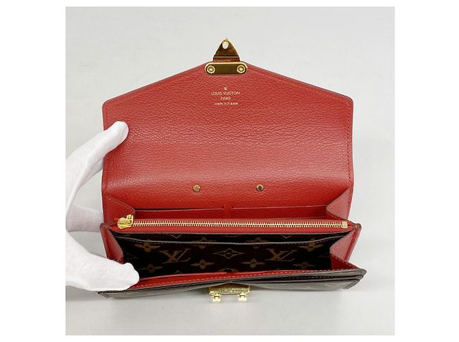 Cartera Larga Pallas Monogram Louis Vuitton Fucsia - vista 3