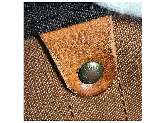 Borsa da viaggio Louis Vuitton Monogram Keepall 50 Marrone - vista 16