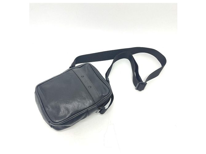 Borsa a tracolla Pochette Danube PM Monogram Shadow di Louis Vuitton Nero - vista 11