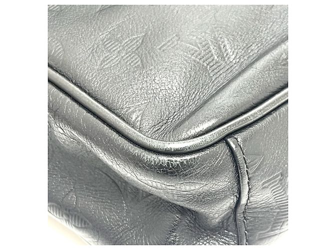 Borsa a tracolla Pochette Danube PM Monogram Shadow di Louis Vuitton Nero - vista 7