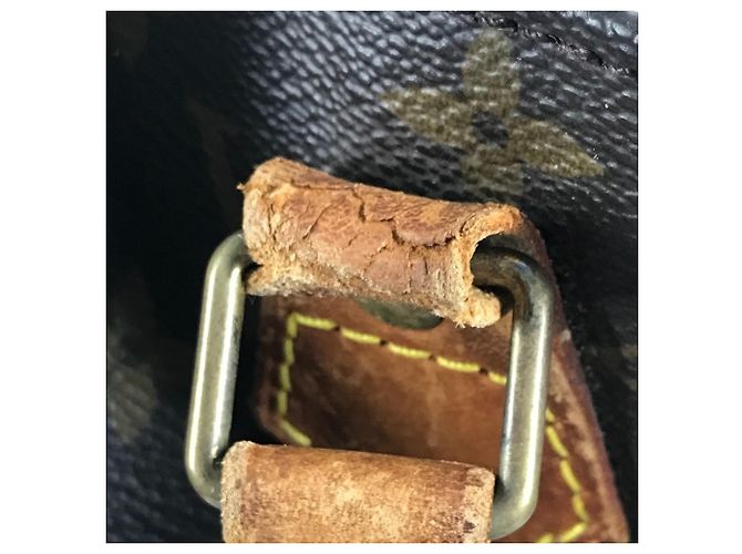 Sac Plat Monogram Louis Vuitton Marron - vue 18