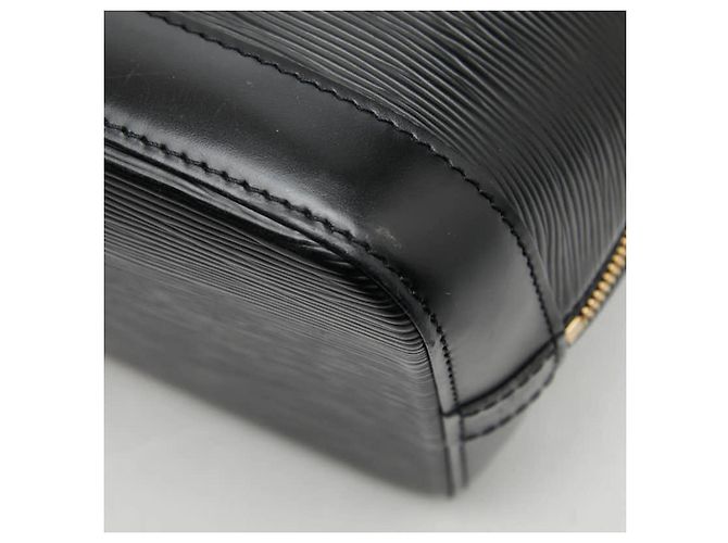 Borsa Alma PM in Epi Louis Vuitton Nero - vista 6