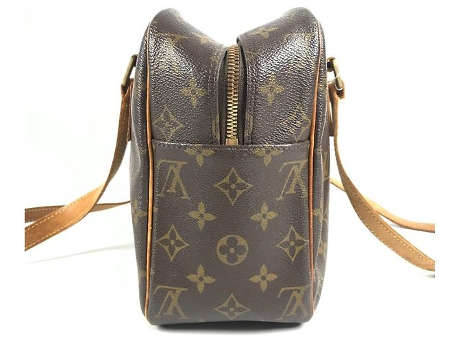 Borsa a spalla Monogram Cite GM di Louis Vuitton Marrone - vista 3