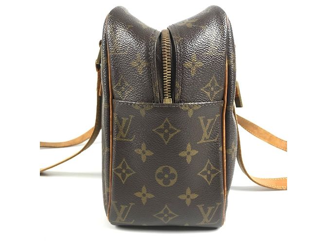 Borsa a spalla Monogram Cite GM di Louis Vuitton Marrone - vista 4