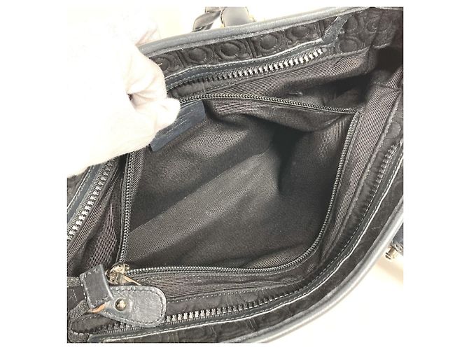 Borsa a Spalla con Logo Gancini di Salvatore Ferragamo Nero - vista 13