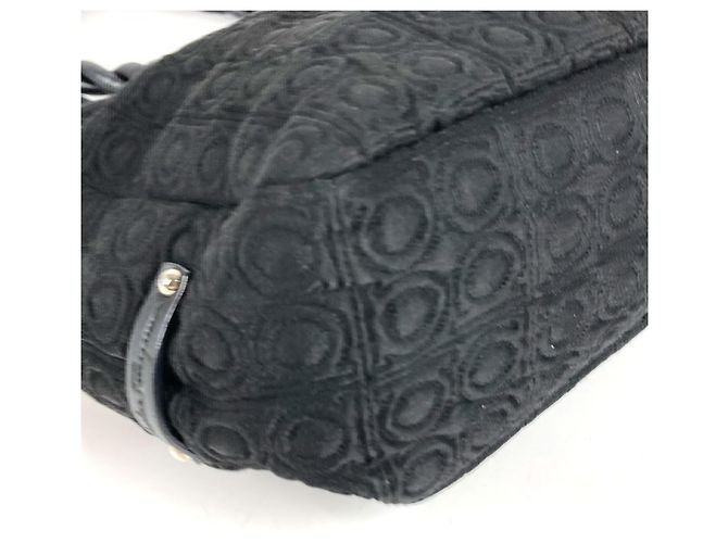 Borsa a Spalla con Logo Gancini di Salvatore Ferragamo Nero - vista 4