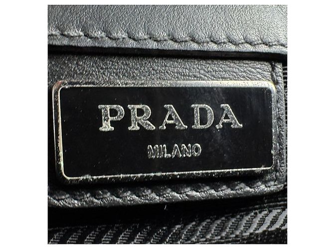 Borsa a spalla in pelle nera Prada Nero - vista 12