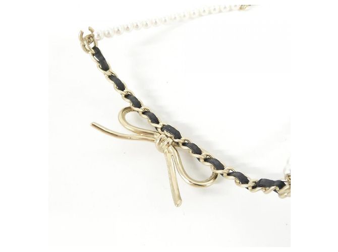 Classique Collier en cuir avec perles de fausse perle AB8496 de Chanel Noir - vue 3