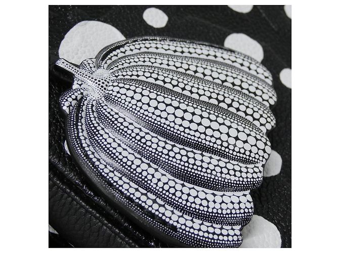 Borsa a spalla Multi Pochette Accessoires in Monogram Empreinte Louis Vuitton Nero - vista 5