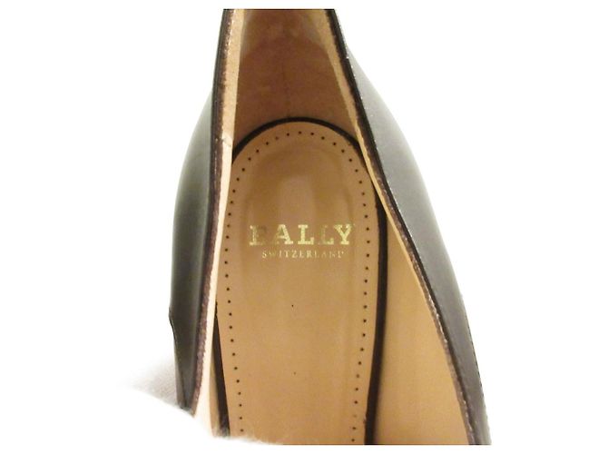 Stivaletti con plateau e lacci in pelle Bally Marrone - vista 9