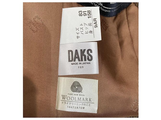 Autre Marque DAKS Herringbone Set ohne Kragen Braun - Ansicht 7