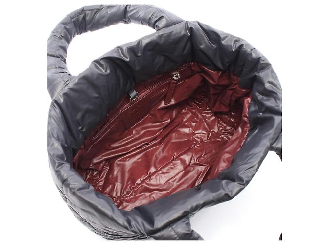Borsa tote reversibile piccola Coco Cocoon di Chanel Nero Bordò - vista 3