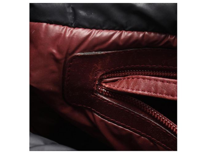 Borsa tote reversibile piccola Coco Cocoon di Chanel Nero Bordò - vista 7