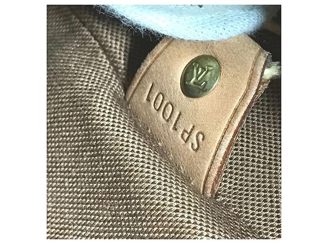 Borsa Messenger Abbesses Monogramma Louis Vuitton Marrone - vista 15