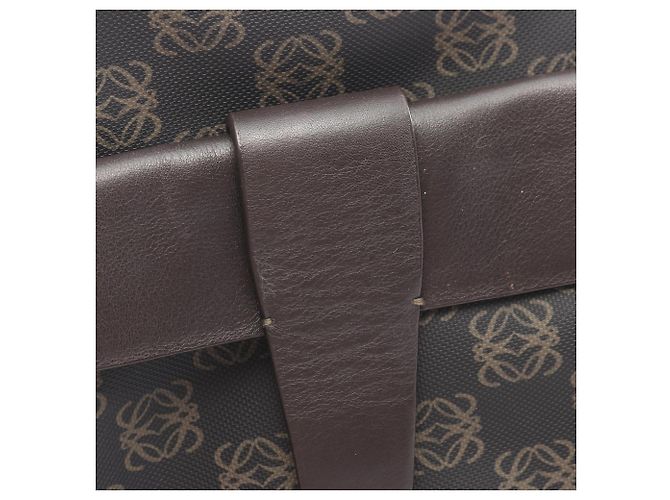 Bolsa de Ombro Anagram Repeat da Loewe Marrom - vista 6