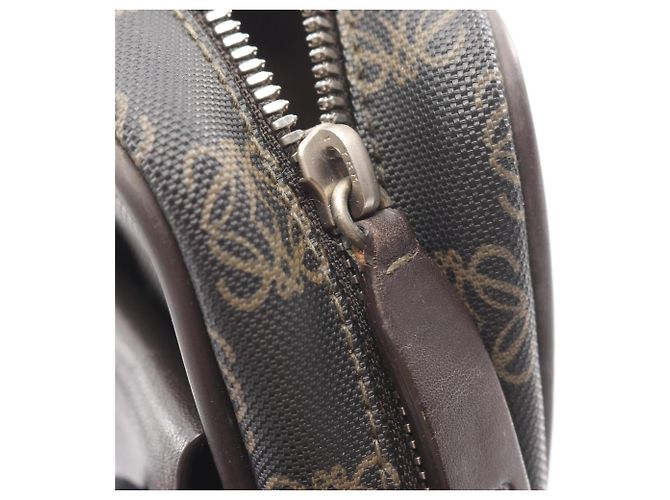 Bolsa de Ombro Anagram Repeat da Loewe Marrom - vista 8