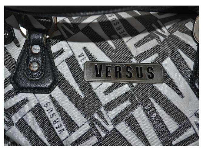 Versus borsa Nero Bianco - vista 2