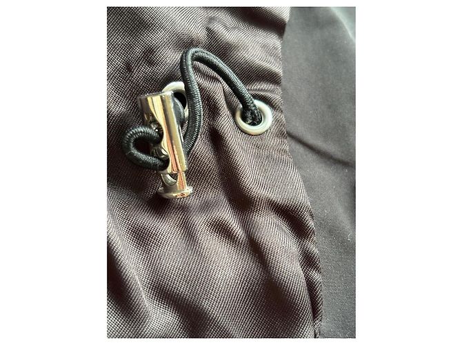 Autre Marque R.E.D. Valentino Technische Jacke Schwarz mit V-Logo - Ansicht 7