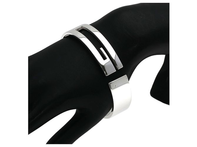 Bracciale in argento con logo G ritagliato di Gucci - vista 6
