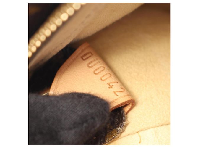 Borsa a Spalla Looping GM Louis Vuitton Marrone - vista 5
