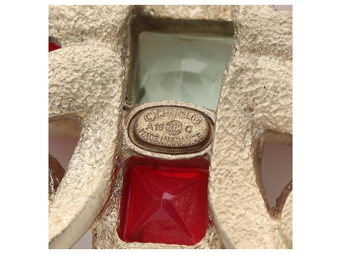 Broche Borboleta Coco Mark da Chanel Branco Vermelho Dourado - vista 3