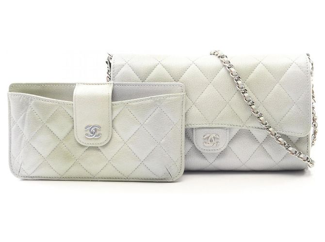 Borsa per telefono Chanel Matelassé in verde e argento - vista 6