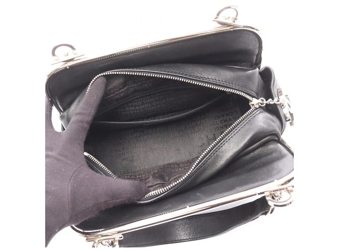 Chanel Matelassé Handtasche Schwarz - Ansicht 3
