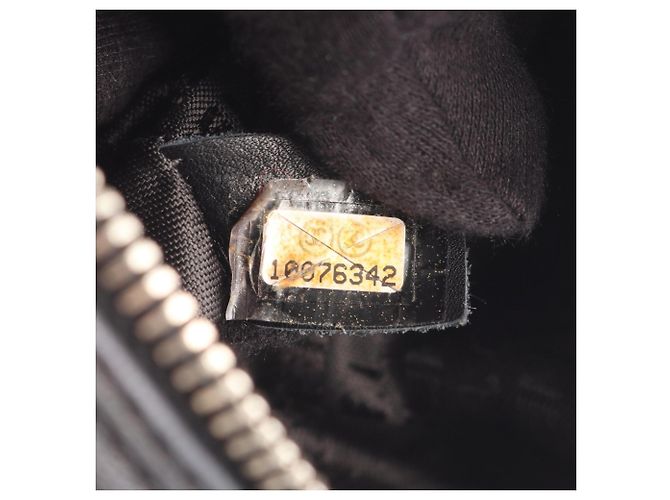 Chanel Matelassé Handtasche Schwarz - Ansicht 5