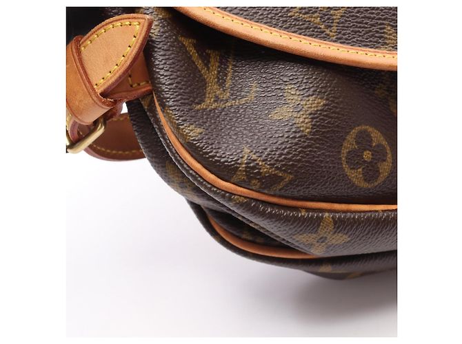 Borsa a Spalla Saumur 30 Louis Vuitton Marrone - vista 12