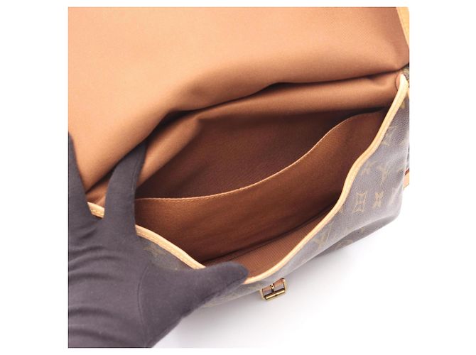 Borsa a Spalla Saumur 30 Louis Vuitton Marrone - vista 4