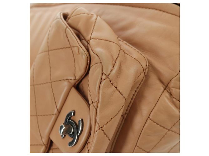 CHANEL Matelassé Rucksack aus Lammleder Beige Silber CC Auth 177984SAV - Ansicht 16