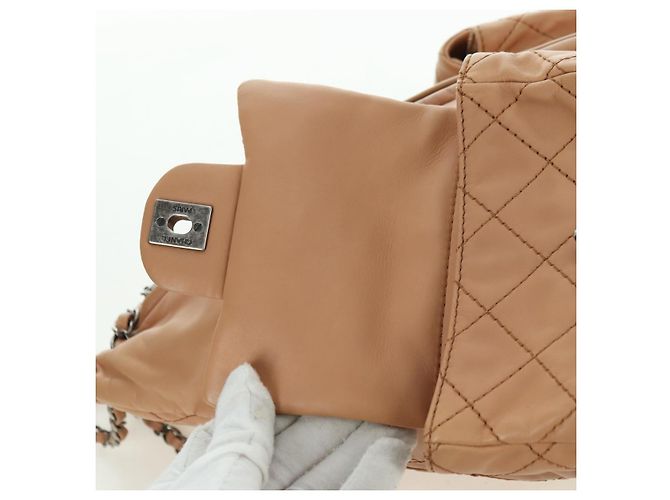 CHANEL Matelassé Rucksack aus Lammleder Beige Silber CC Auth 177984SAV - Ansicht 21
