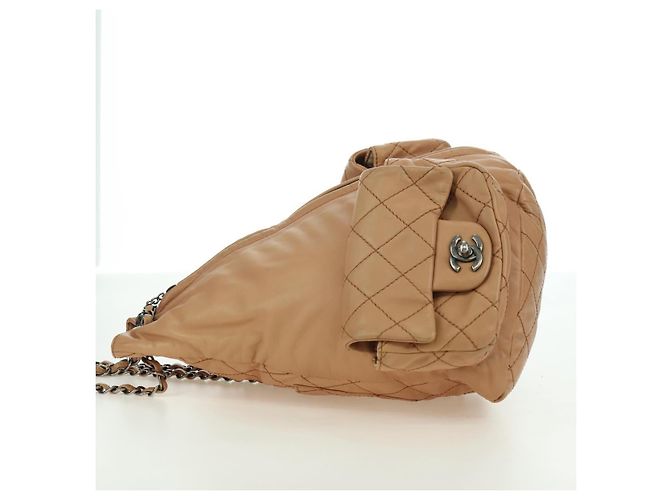 CHANEL Matelassé Rucksack aus Lammleder Beige Silber CC Auth 177984SAV - Ansicht 3