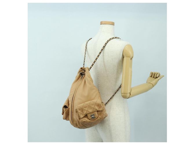 CHANEL Matelassé Rucksack aus Lammleder Beige Silber CC Auth 177984SAV - Ansicht 30