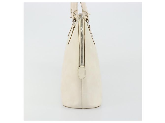 Borsa a mano Gancini in pelle bianca e argento di Salvatore Ferragamo Auth bs34555 Bianco - vista 4
