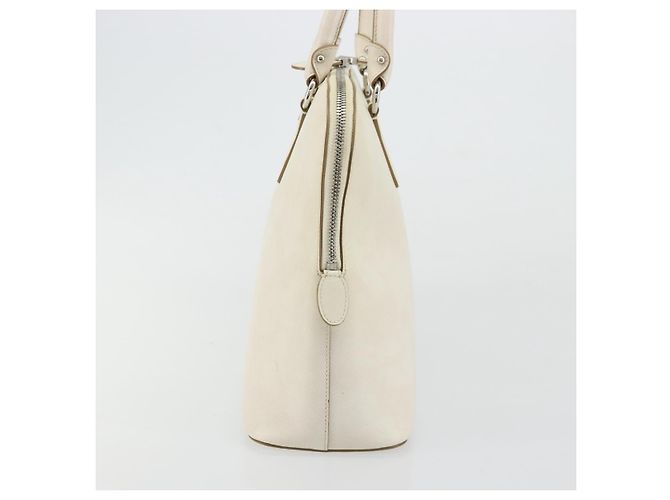 Borsa a mano Gancini in pelle bianca e argento di Salvatore Ferragamo Auth bs34555 Bianco - vista 5