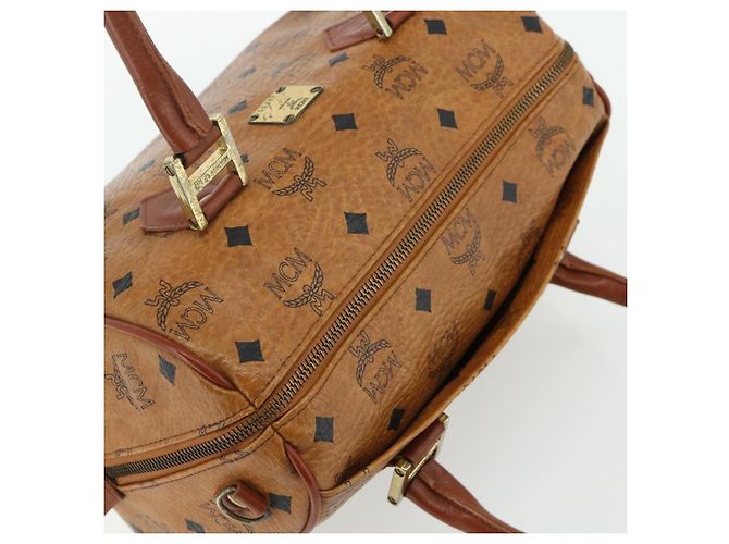 Borsa Boston MCM Logogram Vicetos PVC Marrone Oro Auth 178073A D'oro - vista 6