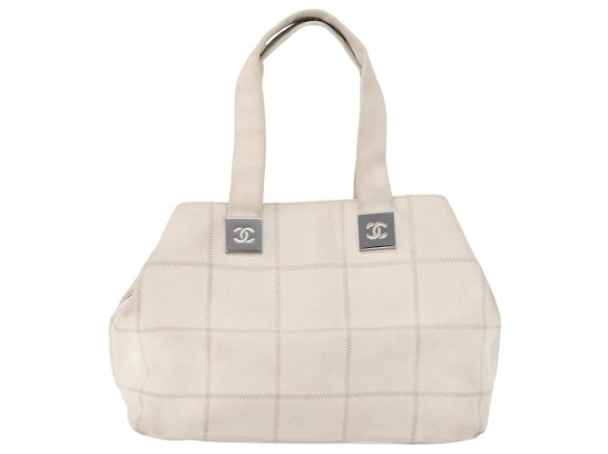 CHANEL Borsa a Mano Choco Bar Pelle Bianca Argento CC Auth 178206 Bianco - vista 13