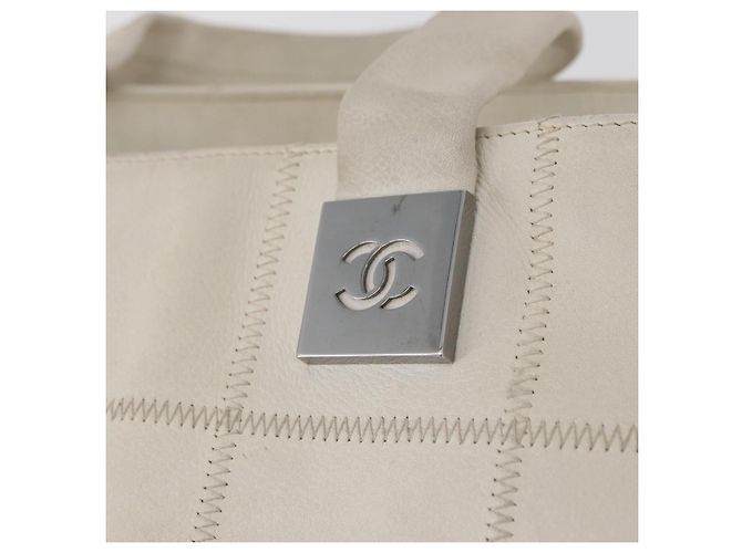 CHANEL Borsa a Mano Choco Bar Pelle Bianca Argento CC Auth 178206 Bianco - vista 17