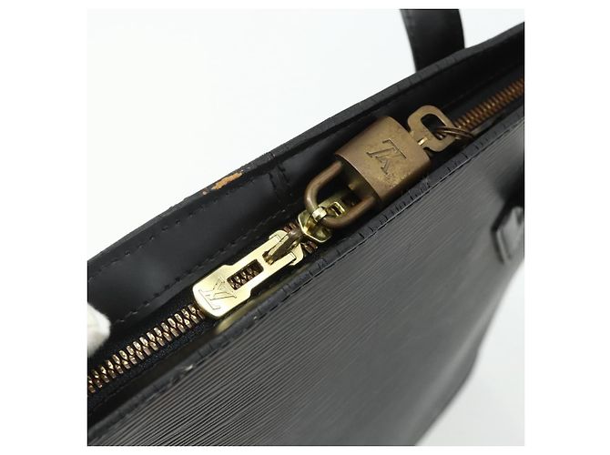 LOUIS VUITTON Borsa a Spalla Epi Lussac Nera M52282 LV Auth 178226A Nero - vista 10