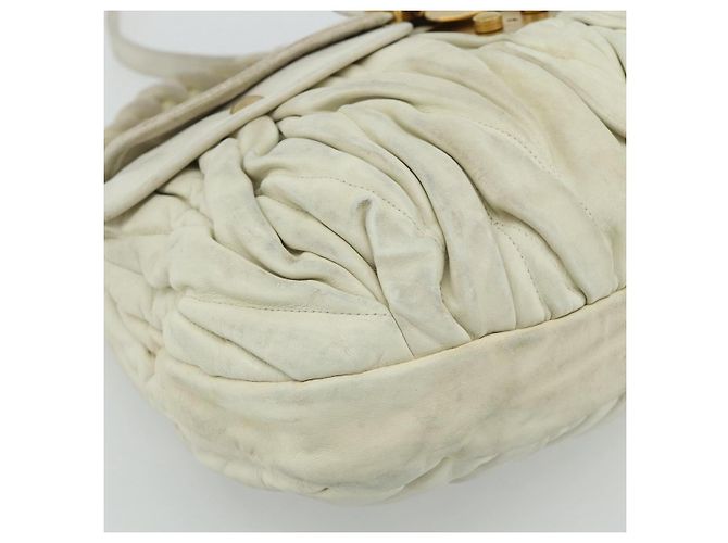 Borsa a Spalla Miu Miu Matelassé in Pelle Bianca e Oro Auth 178993 Bianco D'oro - vista 15