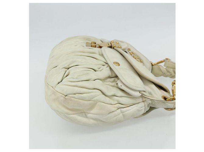 Borsa a Spalla Miu Miu Matelassé in Pelle Bianca e Oro Auth 178993 Bianco D'oro - vista 4