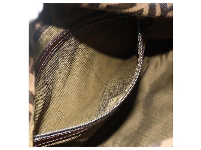 FENDI Zucca Canvas Mamma Baguette Schultertasche Schwarz Braun Auth 179060V - Ansicht 22